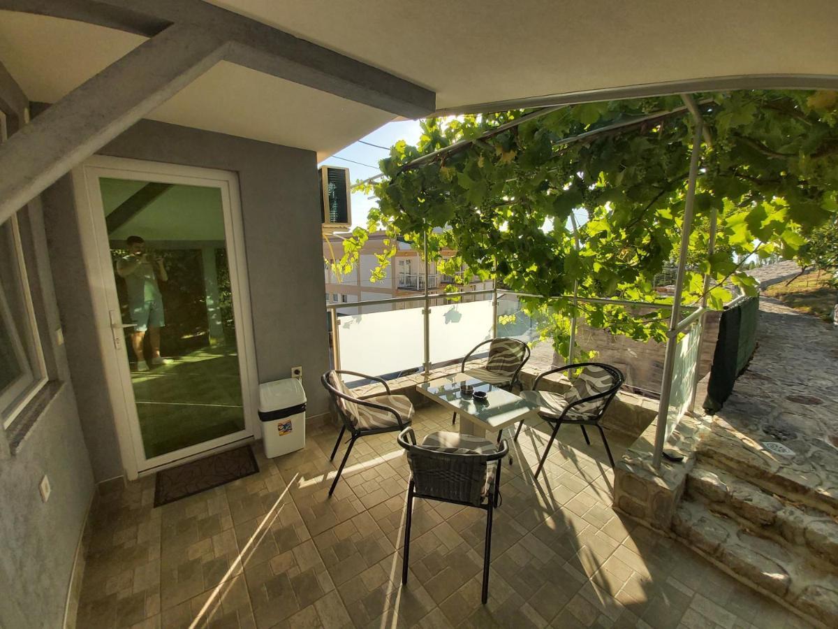 View Topia Apartments Ohrid Luaran gambar