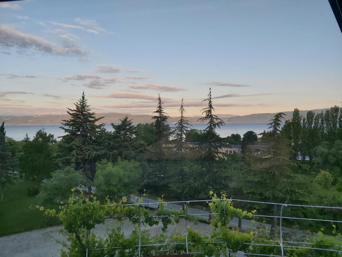 View Topia Apartments Ohrid Luaran gambar