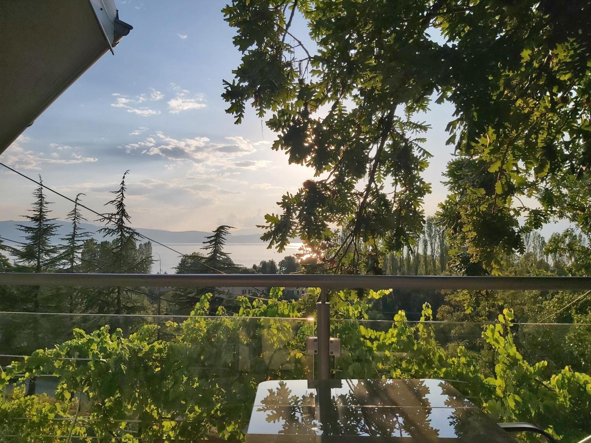 View Topia Apartments Ohrid Luaran gambar