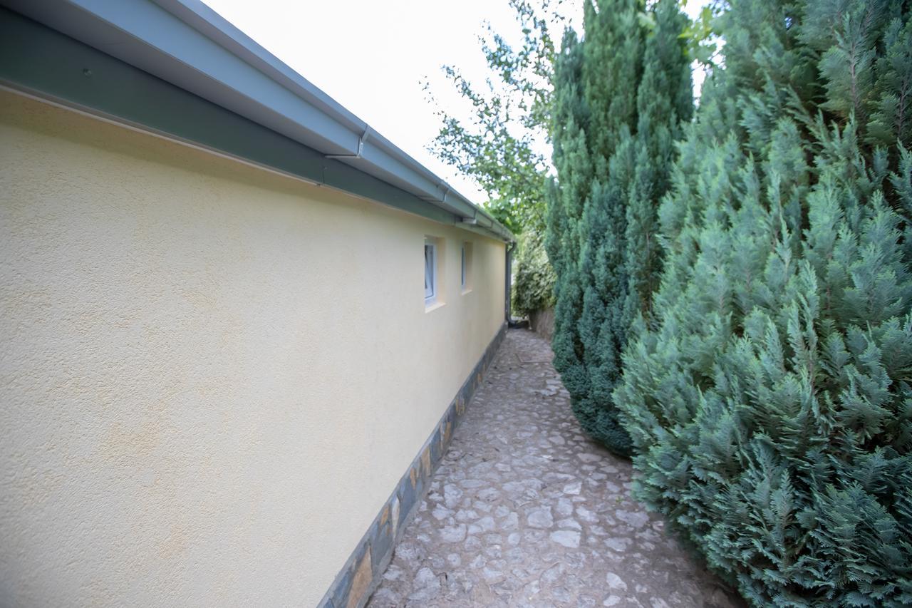 View Topia Apartments Ohrid Luaran gambar