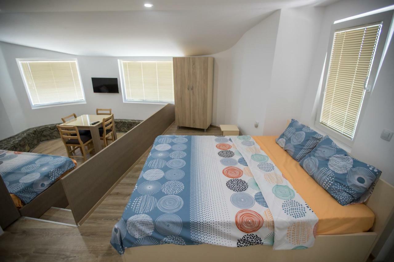 View Topia Apartments Ohrid Luaran gambar